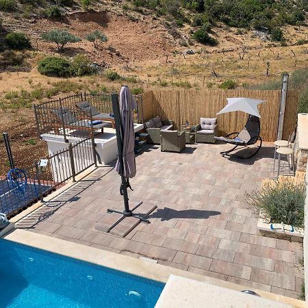 Holiday Home Beyla Pucisca Luaran gambar