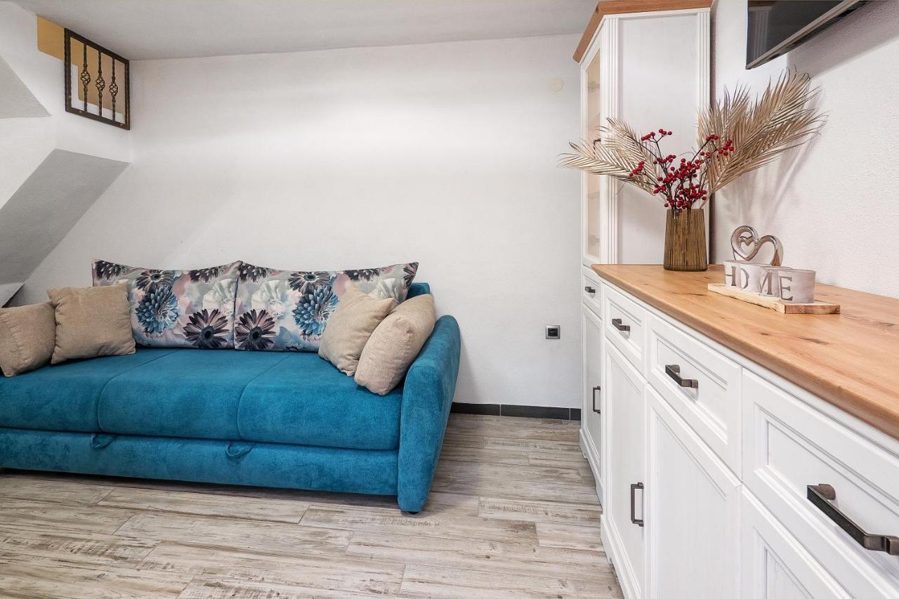 Holiday Home Beyla Pucisca Luaran gambar