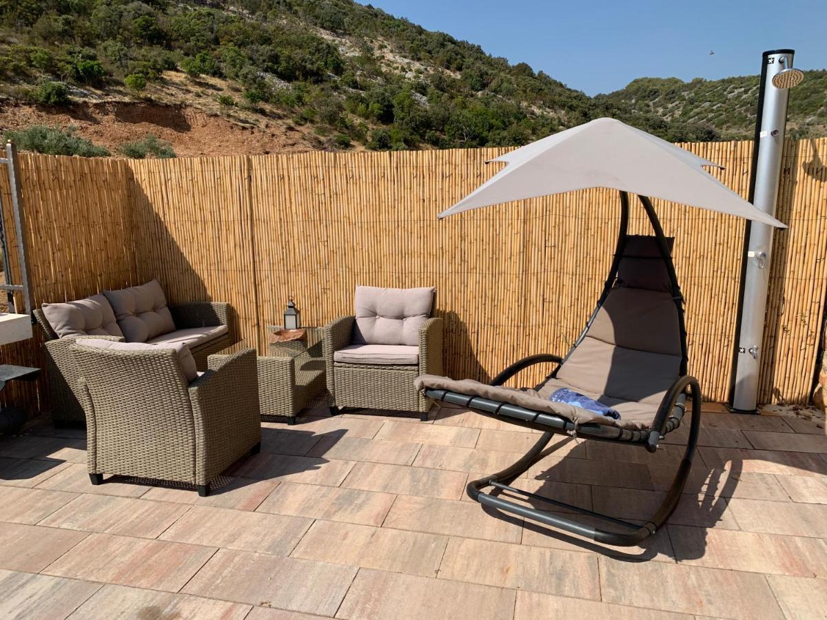 Holiday Home Beyla Pucisca Luaran gambar